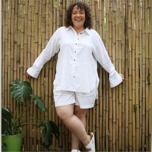 NWT - Universal Standard - Dawn Linen Hi Low Tunic Button Down - White - M/18